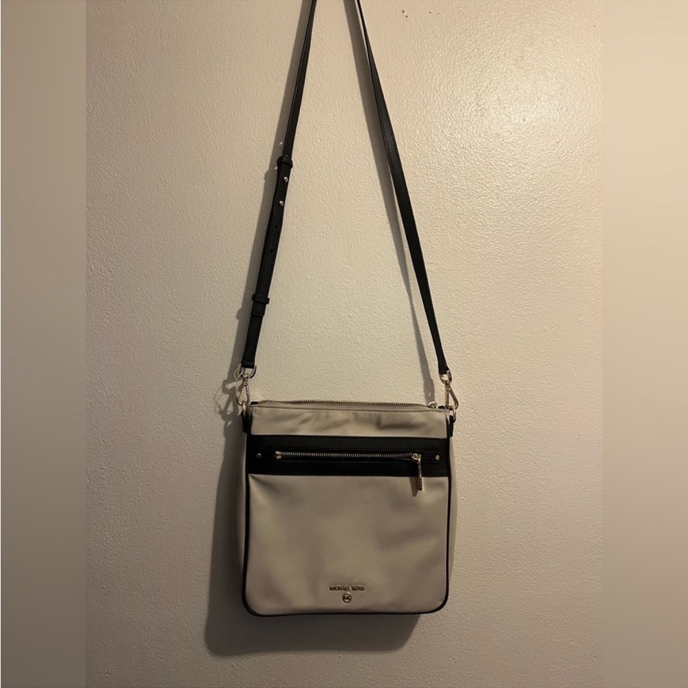 Michael Kors Connie north south large Crossbody bag nylon - Picture 9 of 14